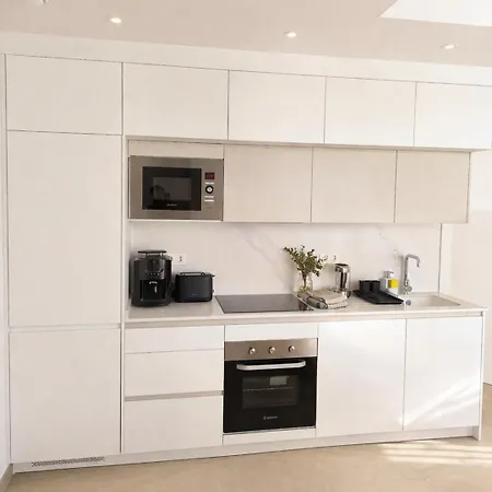 Sunny Waves Apt. 3br, 2baths, Ac & Heated Pool * Torrevieja