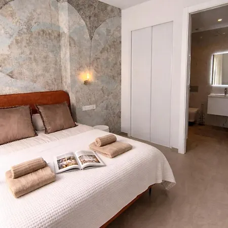 Lejlighed Sunny Waves Apt. 3br, 2baths, Ac & Heated Pool Torrevieja