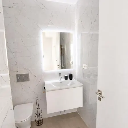 Sunny Waves Apt. 3br, 2baths, Ac & Heated Pool Torrevieja